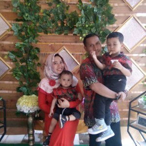 Dini Febriani profile icon