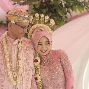 Ayu Dyah P profile icon