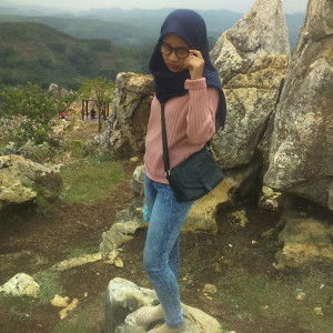 Isnaeni Rojiah profile icon