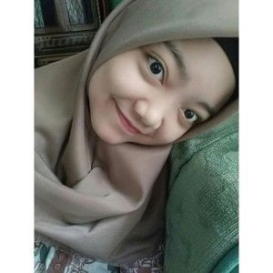 Tri Anggraeni profile icon