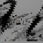 Reyna Elisya profile icon