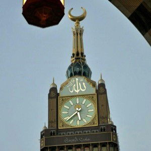 Emilia Nur Lutfiyani profile icon