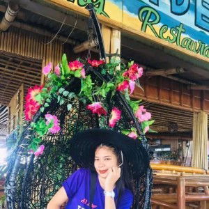 Anna Rose Largo profile icon