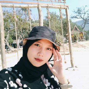 Rahmania Sari profile icon