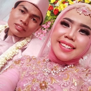 Usni Kusniawati profile icon