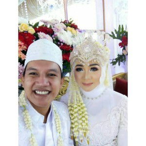 ELies Tiany profile icon