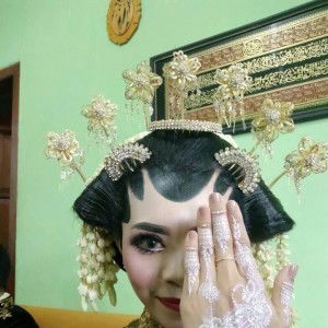 Aryfah Inung profile icon