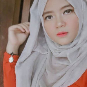 Indrian Ratnasari profile icon