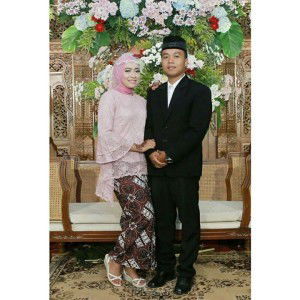 Umi Wahyu profile icon