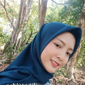 Titin Supriatin profile icon