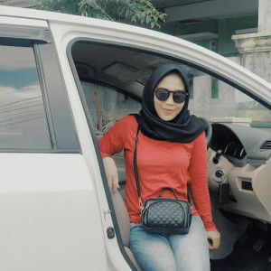 Erry SRahayu profile icon