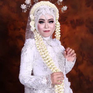 Eka Riina profile icon