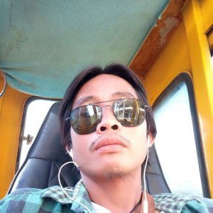 กล้วย คนขับเครน profile icon