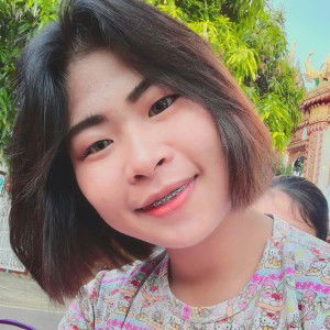 แพรวา' ไม่สนโลก' profile icon