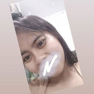 Dwi Retno profile icon