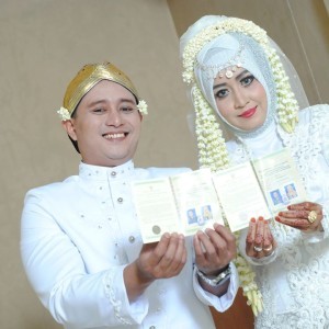 Fuji Retno Indriyanti profile icon