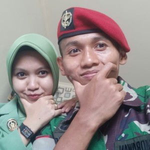 Desty Anggraini profile icon