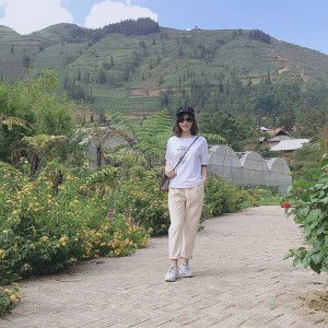 Huế Hoàng Thị profile icon