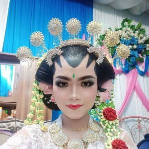 Erma Yunita Sari profile icon