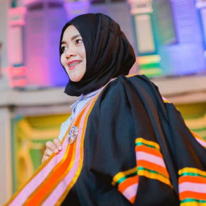 อาดีนา มะลาเย็ง profile icon