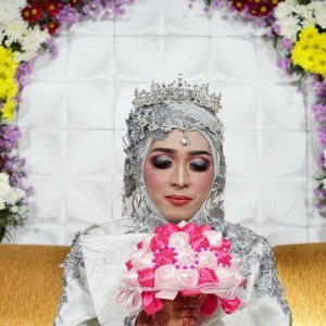 Widiyanti profile icon