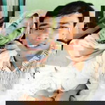 Ratna Sari profile icon