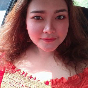 Eye Apinya profile icon