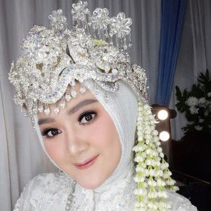 Bina Nurhayati profile icon