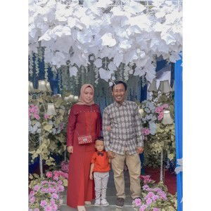 Tias Fadzri profile icon