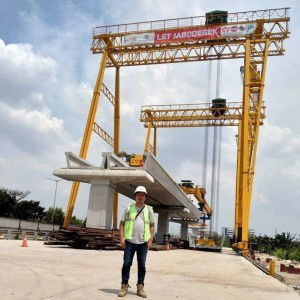 Lesi Suswanti profile icon