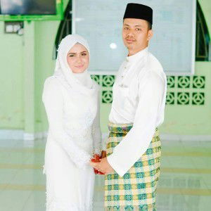 Azlina Alizar profile icon