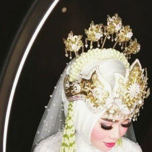 Reni Puspitasari profile icon