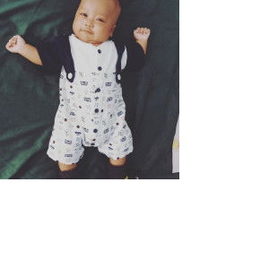 Vivi Ariani Eka Putri profile icon