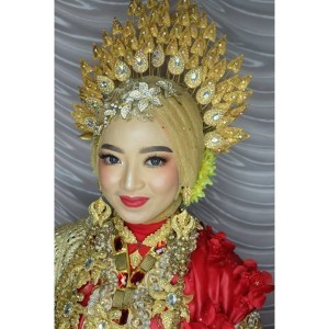 Khadijah Dhija profile icon