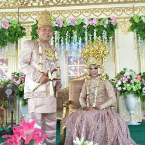 Septi Nia Erni profile icon