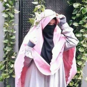 Zahra Azzahra Al Malik profile icon