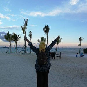 Azra Rayyan Izzara profile icon