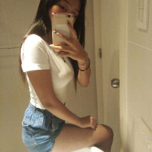 Andrea Mae Anate profile icon