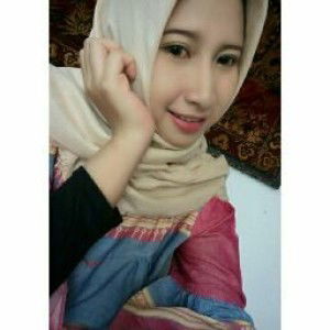 Cici Maulina profile icon