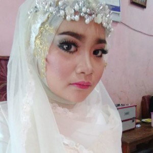 Safitri Khasanah profile icon
