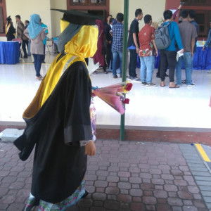 Fitriani Akhmad profile icon