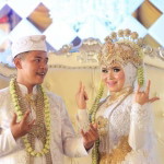 Dina fitriani / Eti hayati profile icon