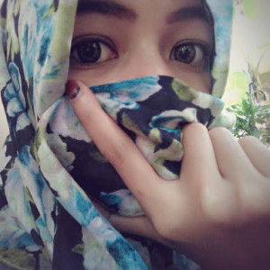 rini farida profile icon