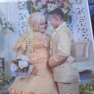 Dwi Wahyuni profile icon