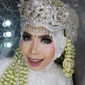 Sri Rezeki profile icon