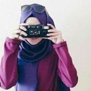 Dewi Maharani profile icon