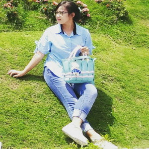 Yenierfiana Dewi profile icon