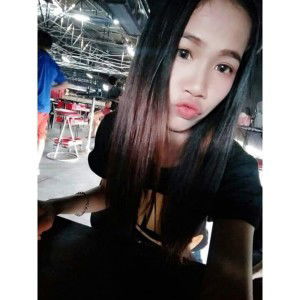 ดวงจันทร์ เเกล้ทนง profile icon