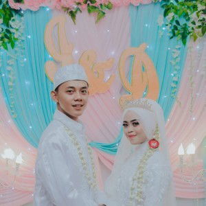 Nur Indah Sari profile icon