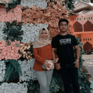 Inneke Ayu Chyntya Sari profile icon